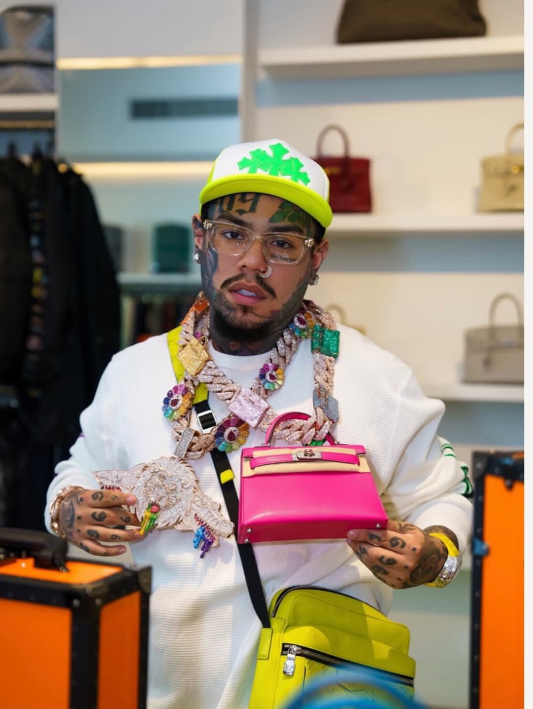 6IX9INE